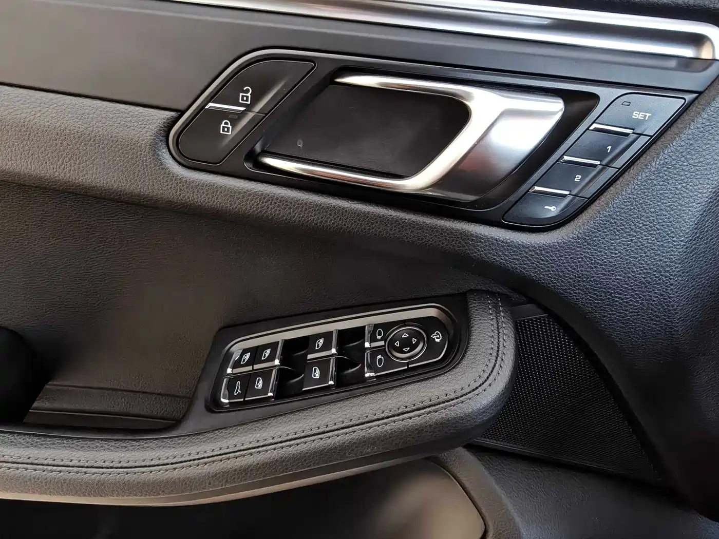 Porsche Macan 2018 Macan 2.0T фото 18