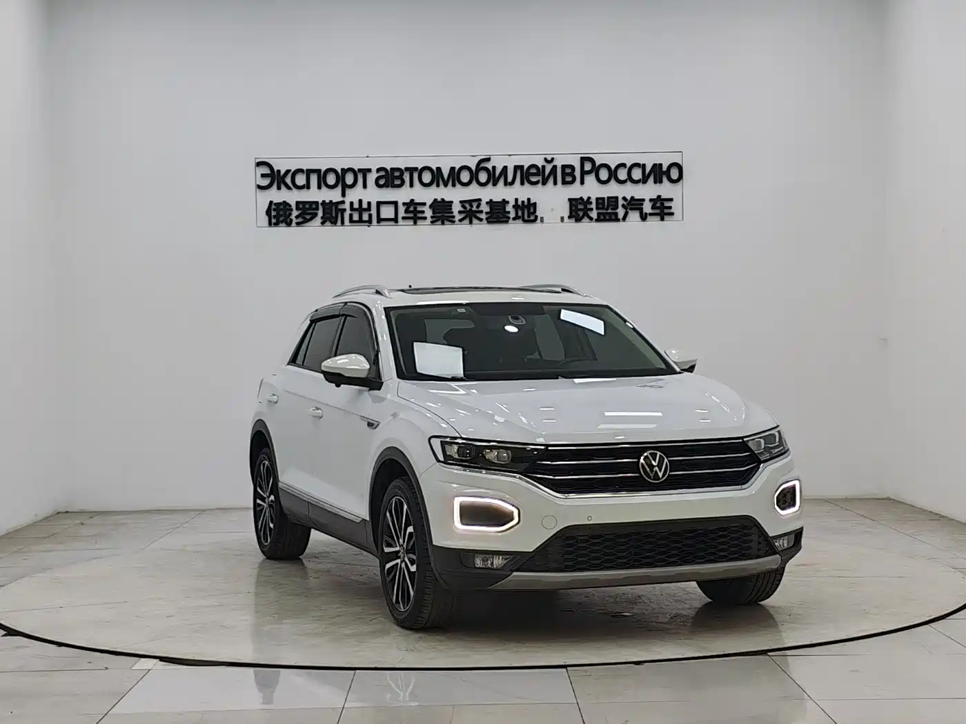 Volkswagen T-ROC 2021 280TSI DSG 4WD Luxury Connected фото 3