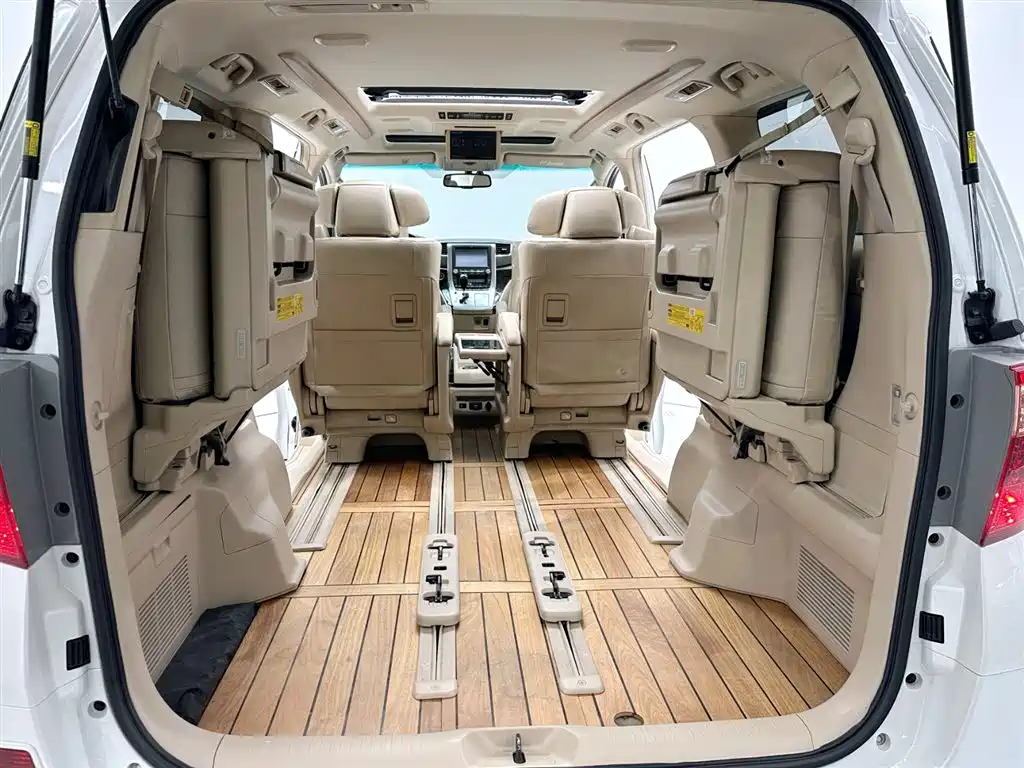 Toyota Alphard 2012 3.5L Luxury Edition фото 16