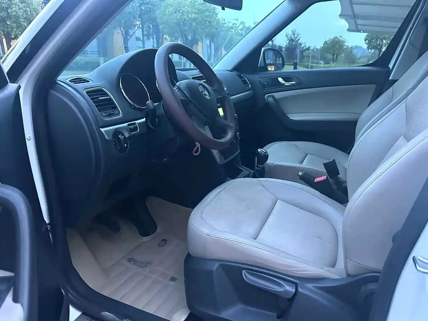 Škoda Yeti 2016 2016 1.4TSI DSG Forward Edition