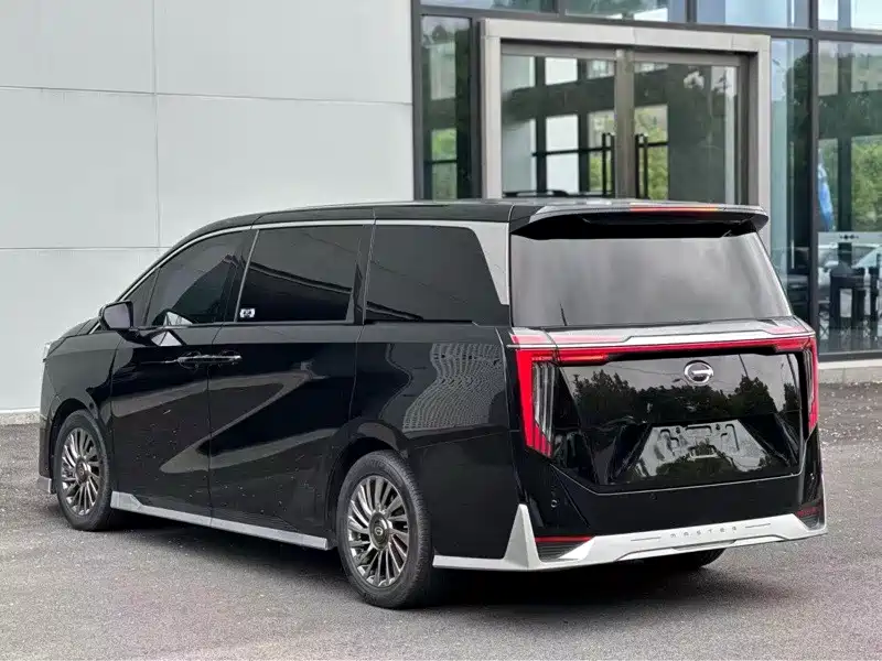 GAC TRUMPCHI M8