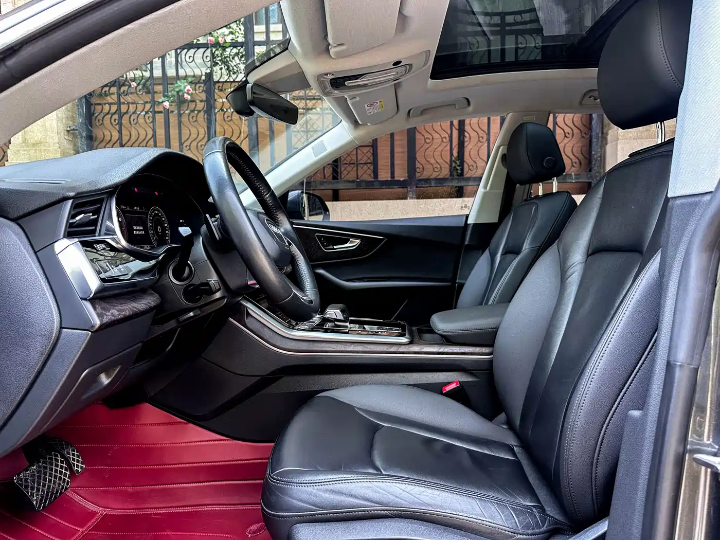 Audi Q8 2019 55 TFSI Luxury Dynamic фото 14