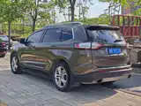 Photo 9 - Ford Edge