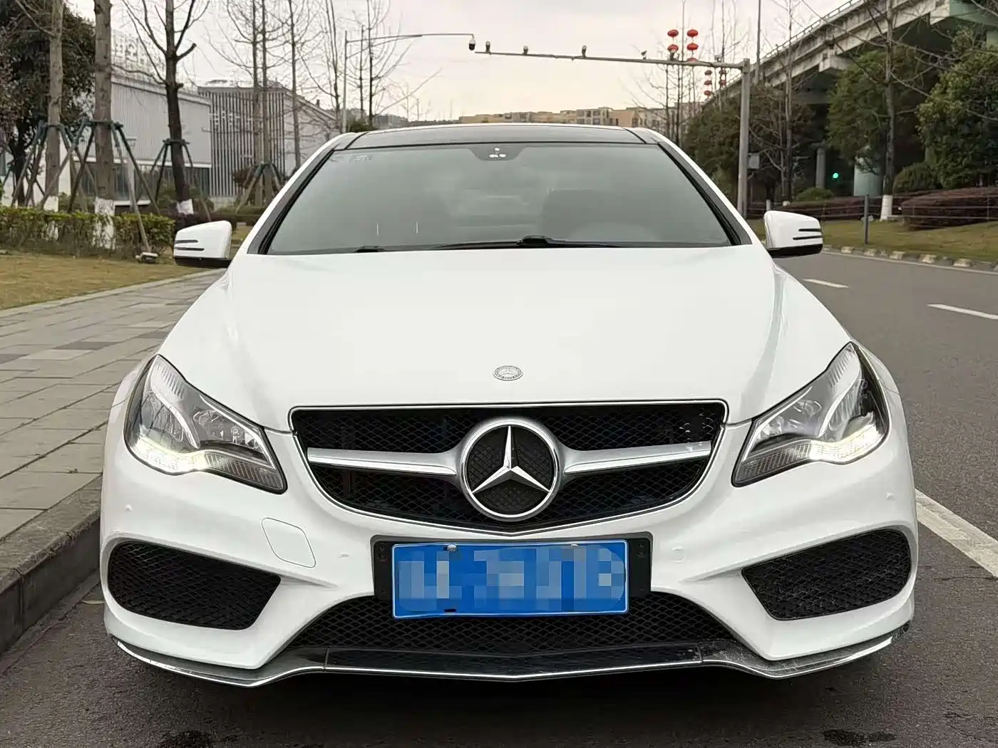 Mercedes-Benz E-Class (Import) 2014 E 200 Coupe фото 2