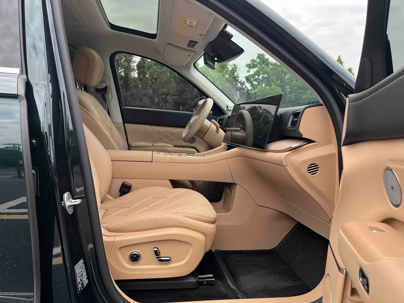 Chery Fengyun Fengyun T11 2025 2024 Base Model