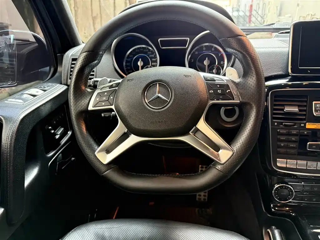 Mercedes-Benz G-Class AMG 2013 AMG G 63 фото 9