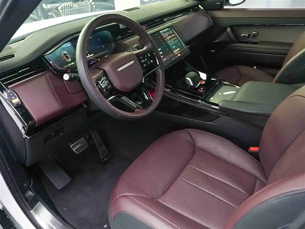 Land Rover Range Rover Sport 2025 400PS Dynamic SE фото 8
