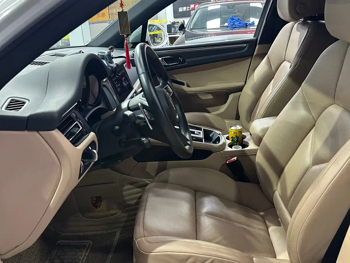 Porsche Macan 2023 Macan 2.0T фото 3