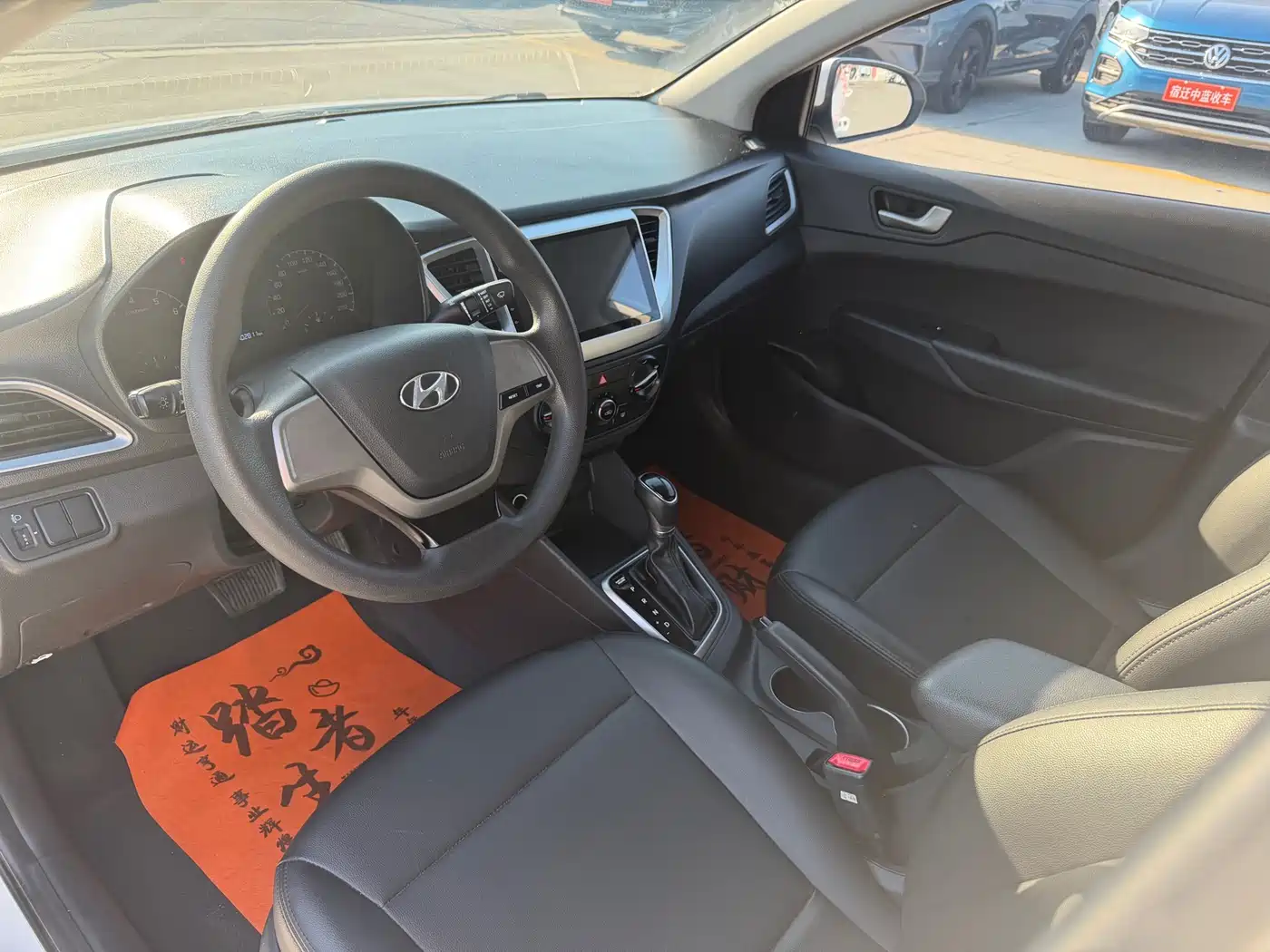 Hyundai Verna 2016 1.4L Automatic Cool Edition GLS фото 10