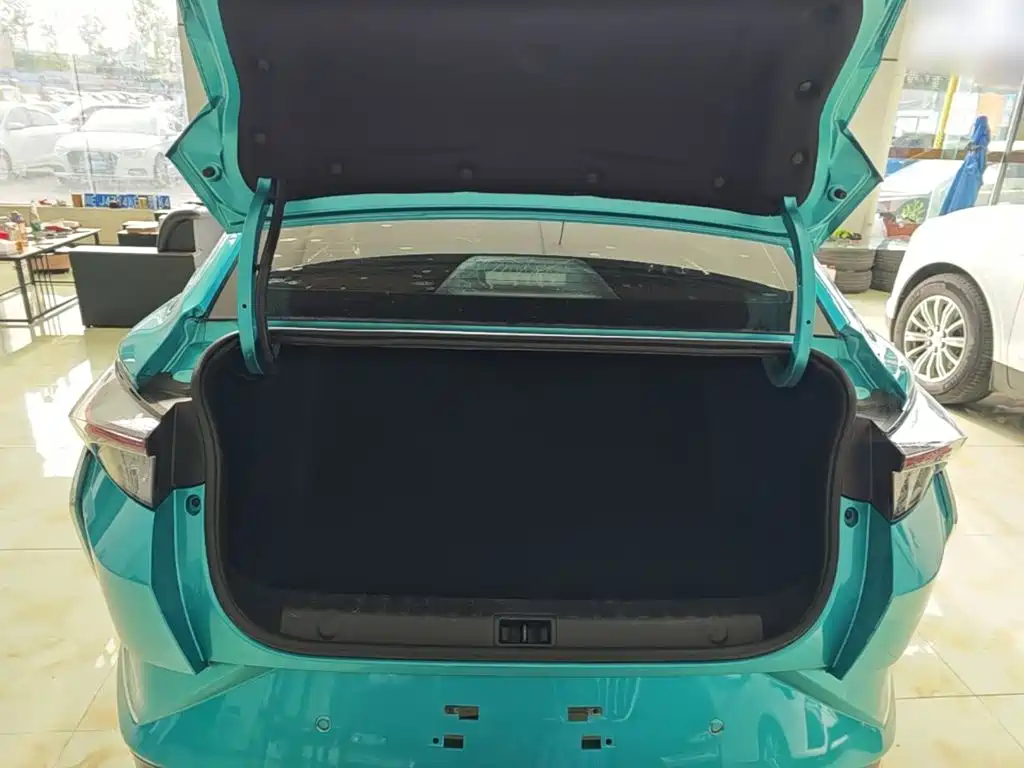 Dongfeng Aeolus Yixuan 2019 2020 230T Automatic Dazzle Edition