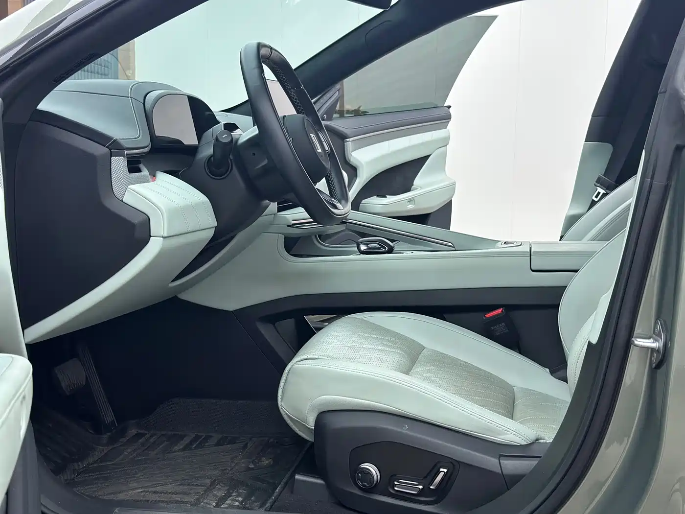 ZEEKR EXTREME KRYPTON 001