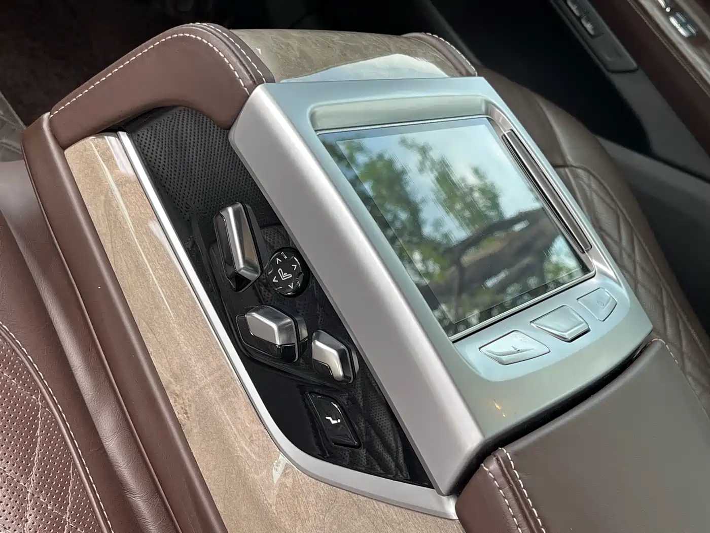 BMW 7 Series 2021 2021 Model 740Li Leading Luxury Package