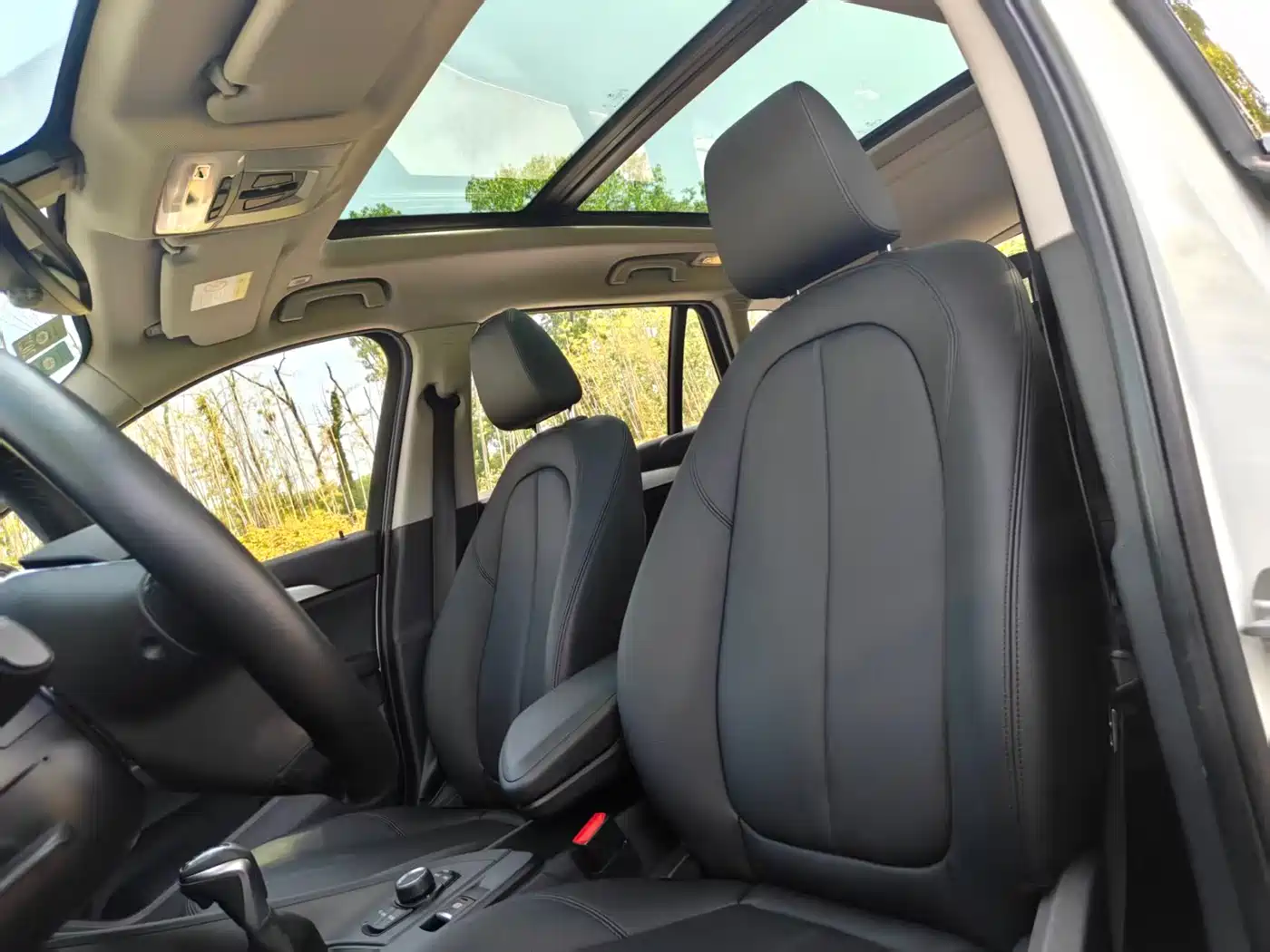 BMW X1 2018 sDrive20Li Leading Model фото 17