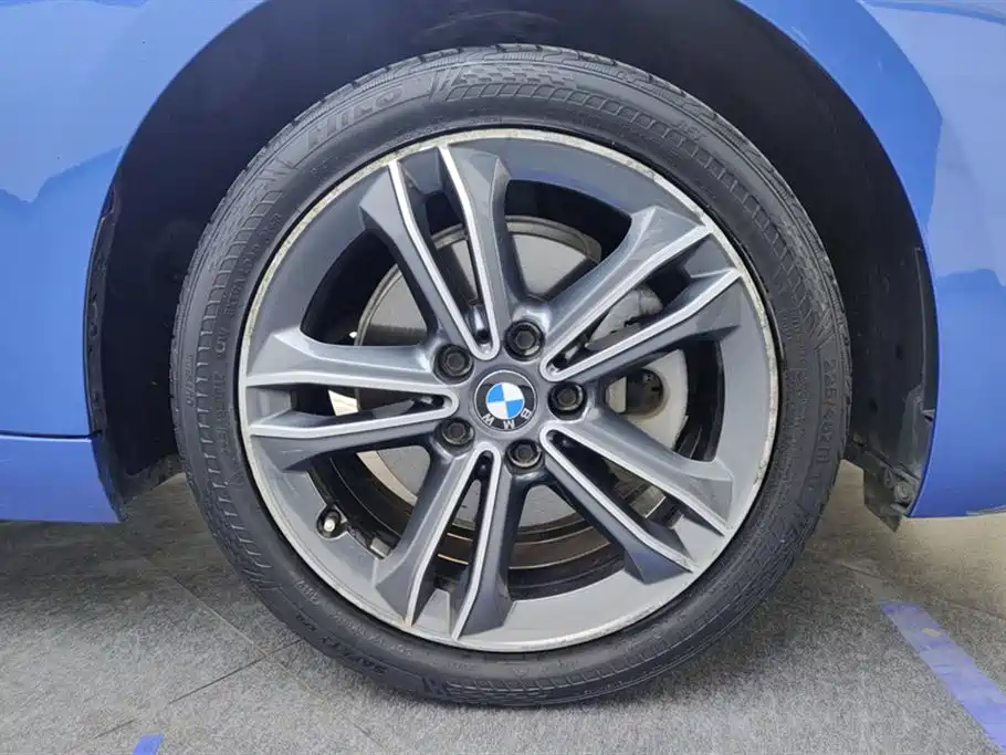 BMW 1 Series 2019 118i Fashion Edition фото 6