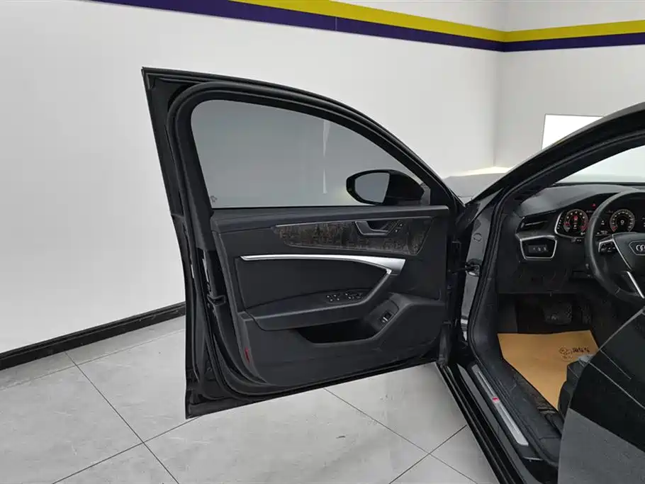 Audi A6L 2020 45 TFSI Premium Dynamic фото 7