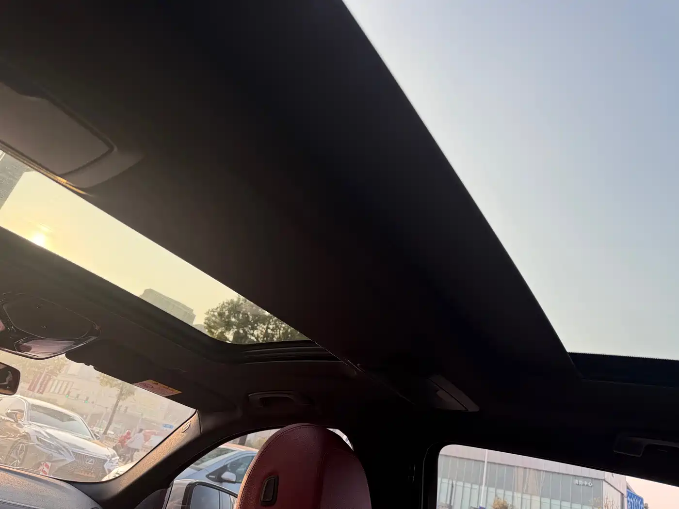 BMW 5 Series 2019 530Li Leading M Sport Package фото 8