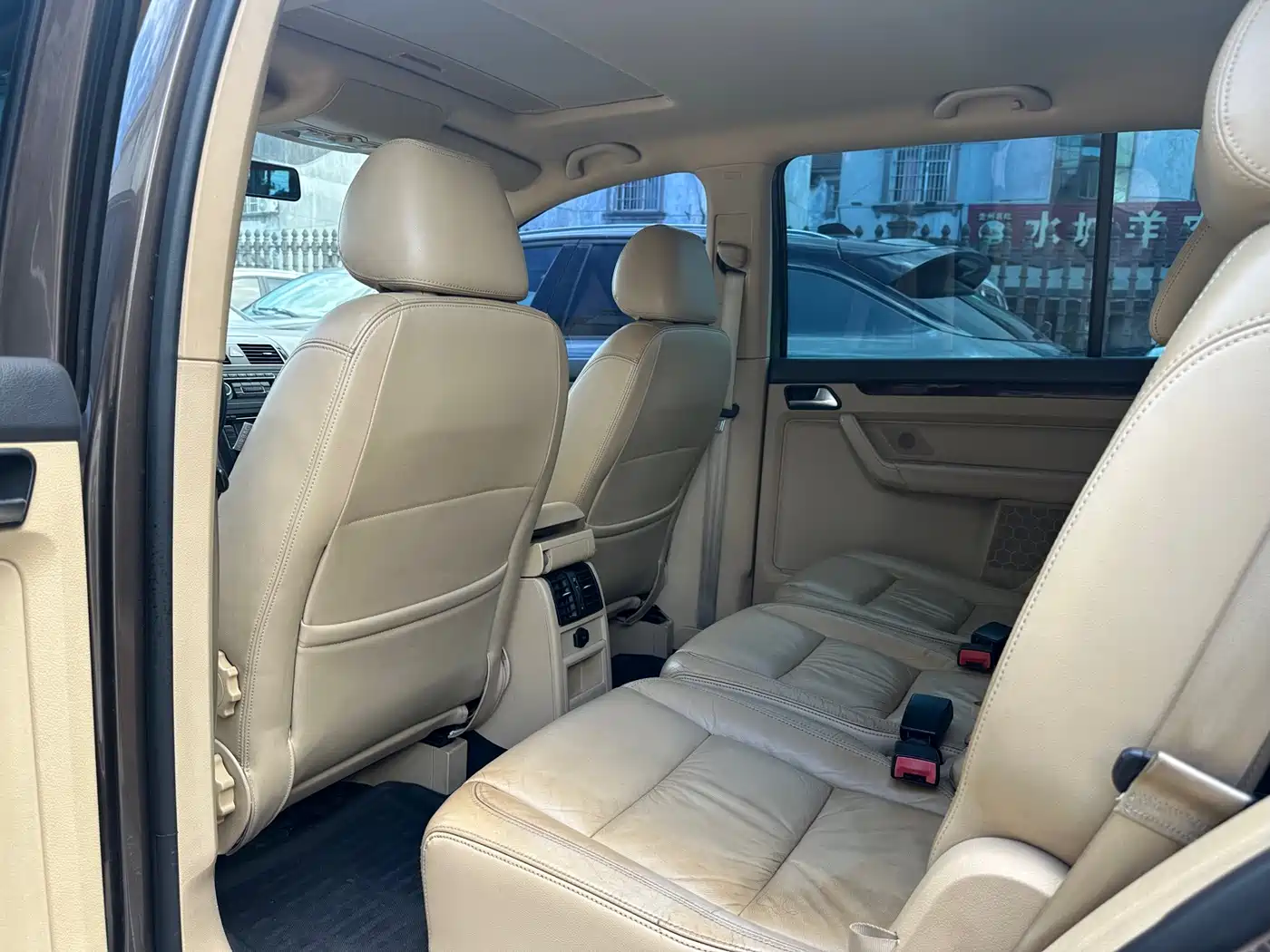 Volkswagen Touran 2012 2011 1.4T DSG Intelligent Premium 7-seater