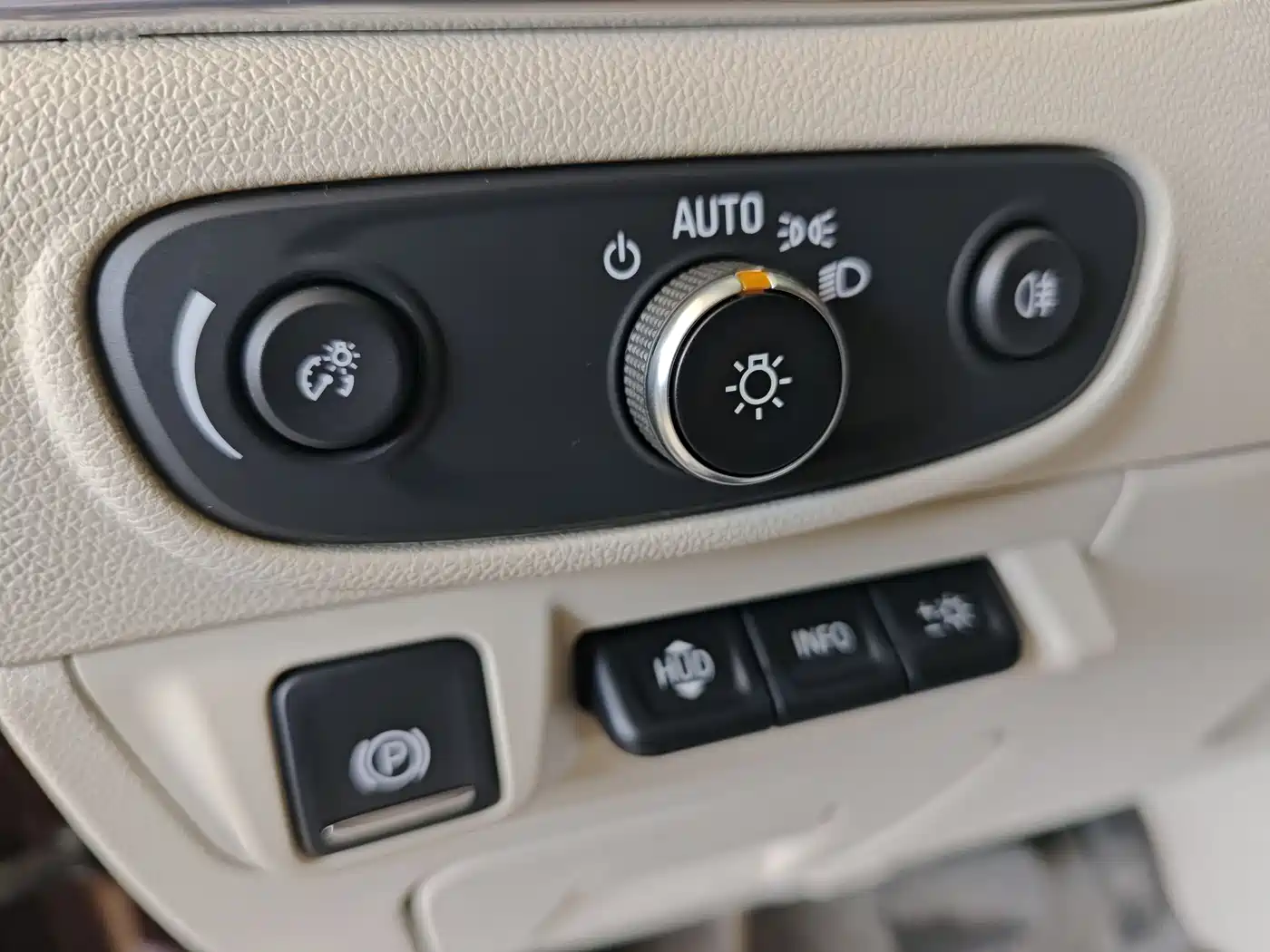 Buick Enclave 2020 28T 4WD Avenir фото 10