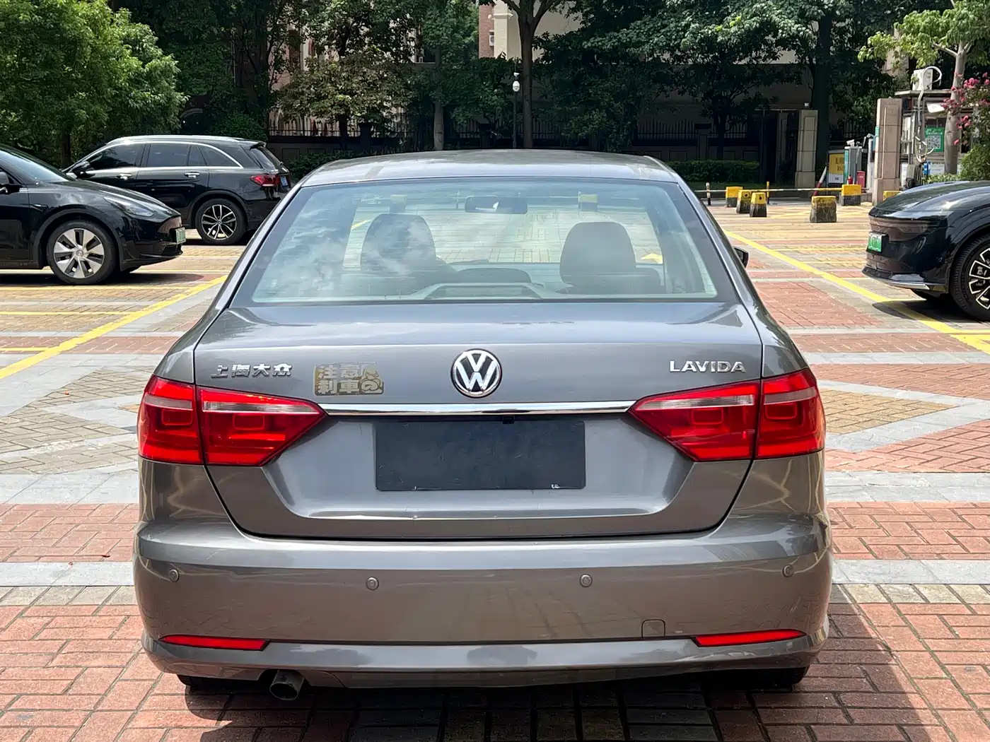 Volkswagen Lavida 2013 1.6L Automatic Trend Edition фото 4