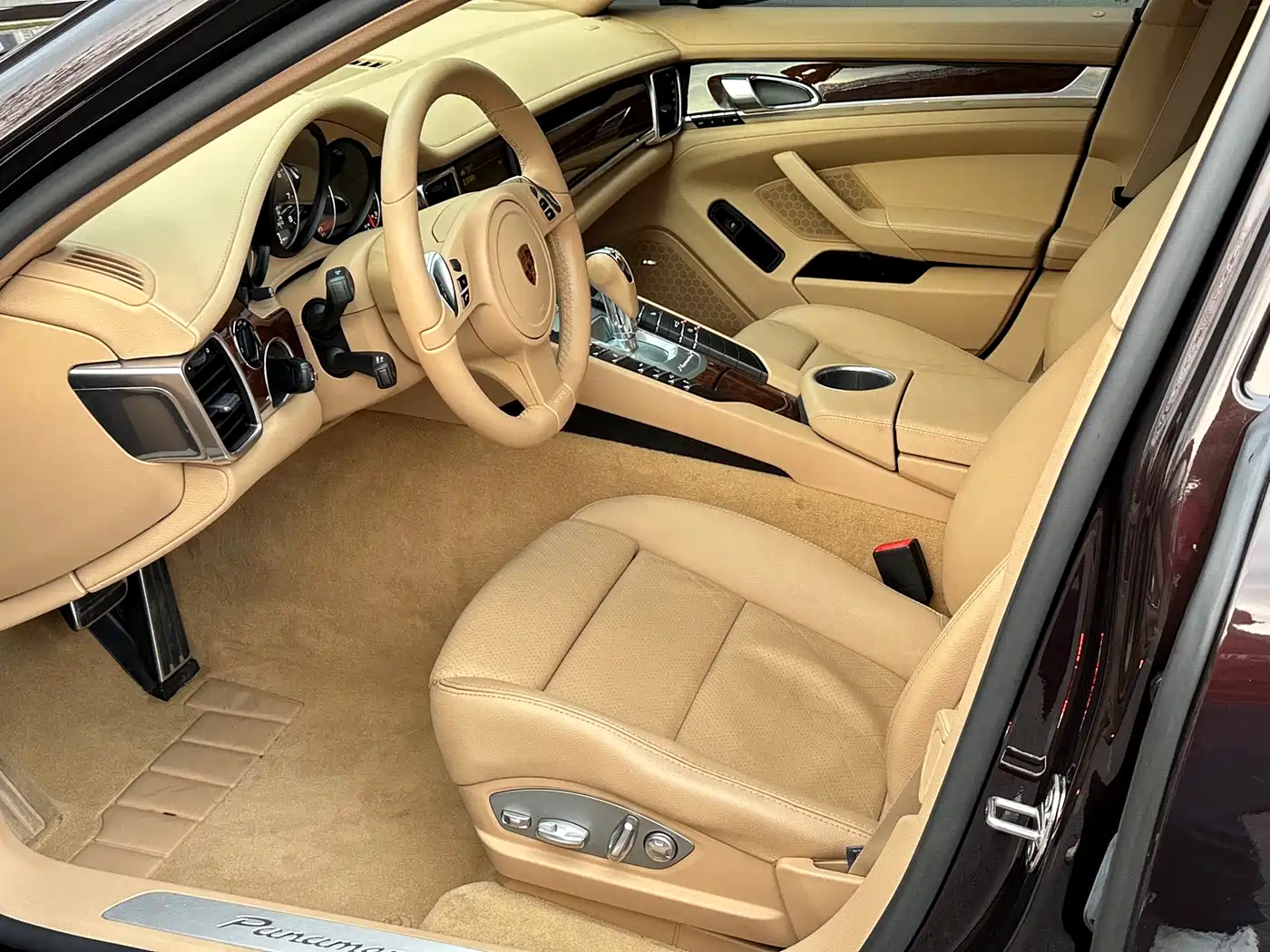 Porsche Panamera 2010 Panamera 3.6L фото 3
