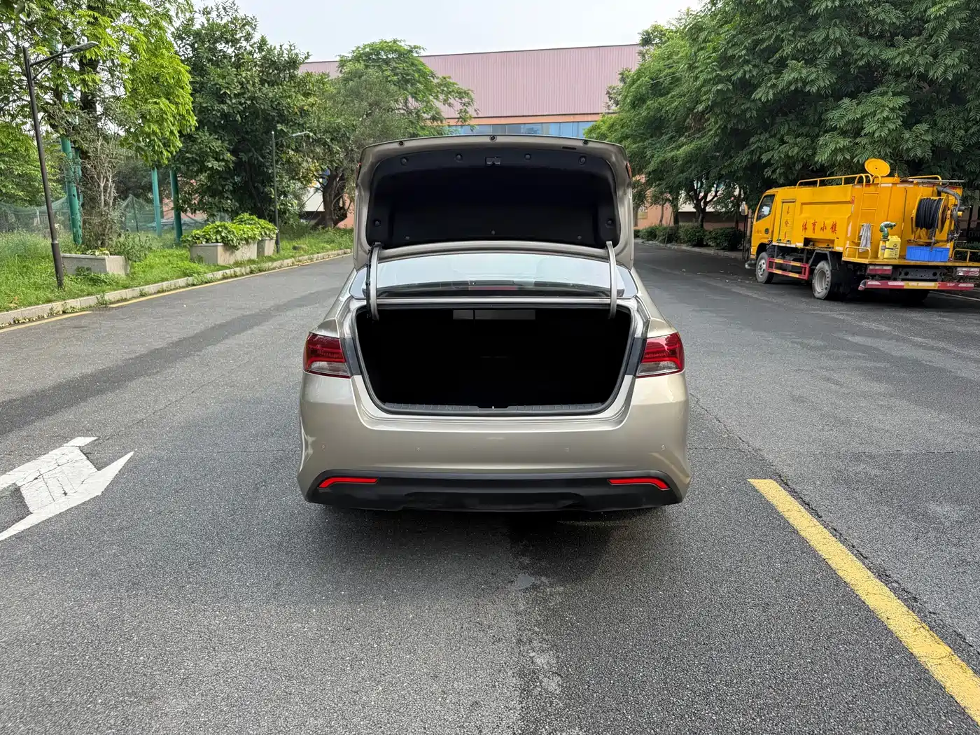 Kia Kaishen 2018 2017 1.8L Automatic GLS