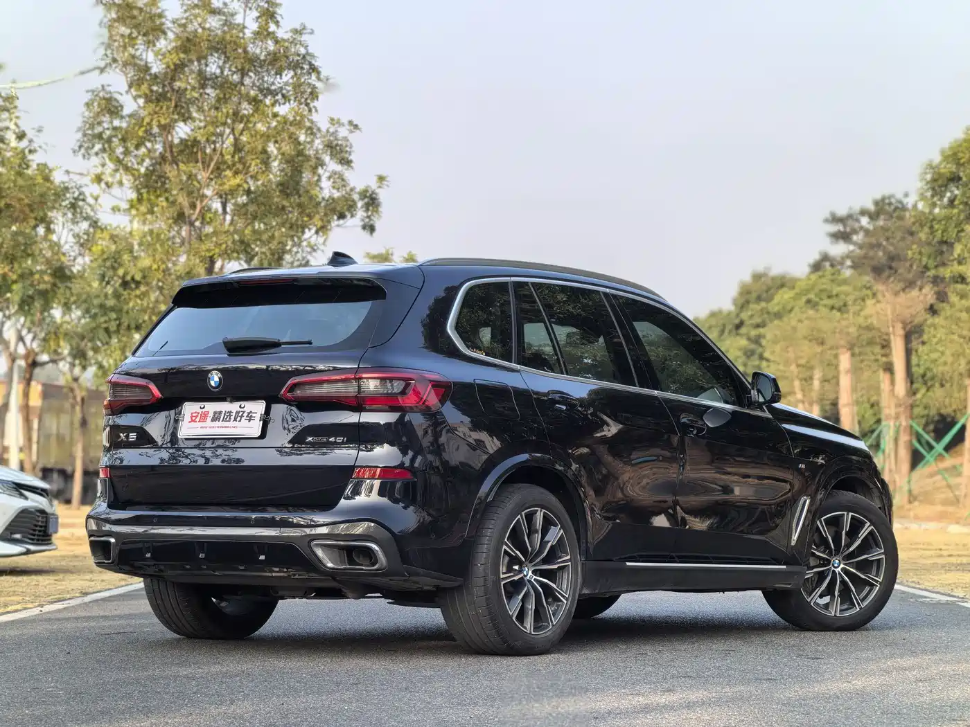 BMW X5 (Import) 2020 xDrive40i M Sport Package фото 3