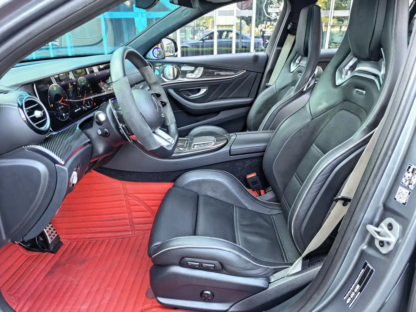 MERCEDES-BENZ E CLASS AMG