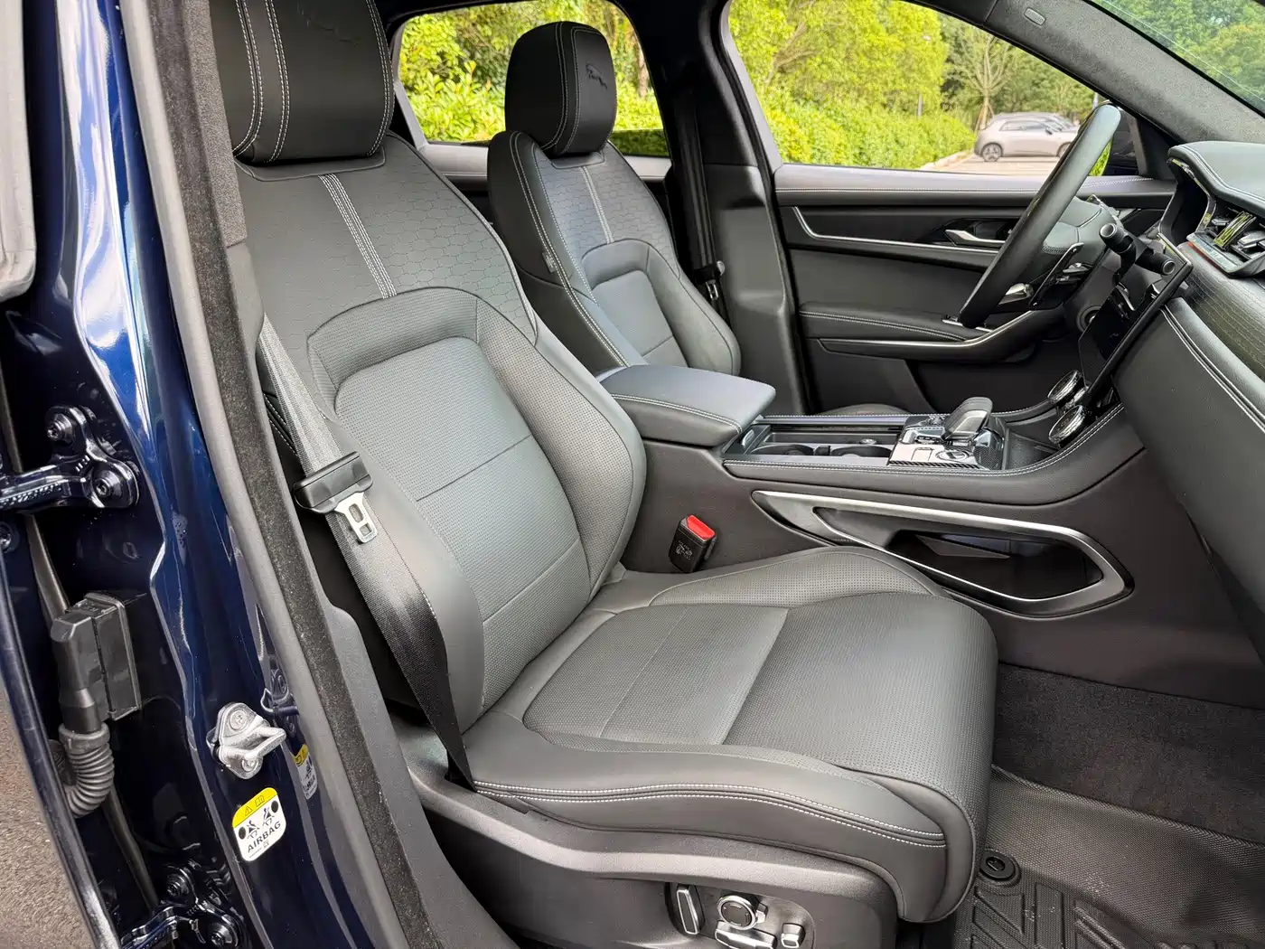 Jaguar F-PACE 2024 2024 P250 R-Dynamic HSE