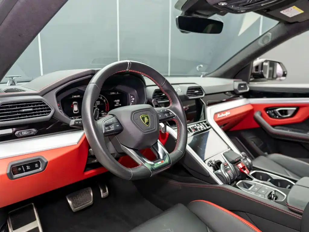 Lamborghini Urus 2024 2023 4.0T V8 S