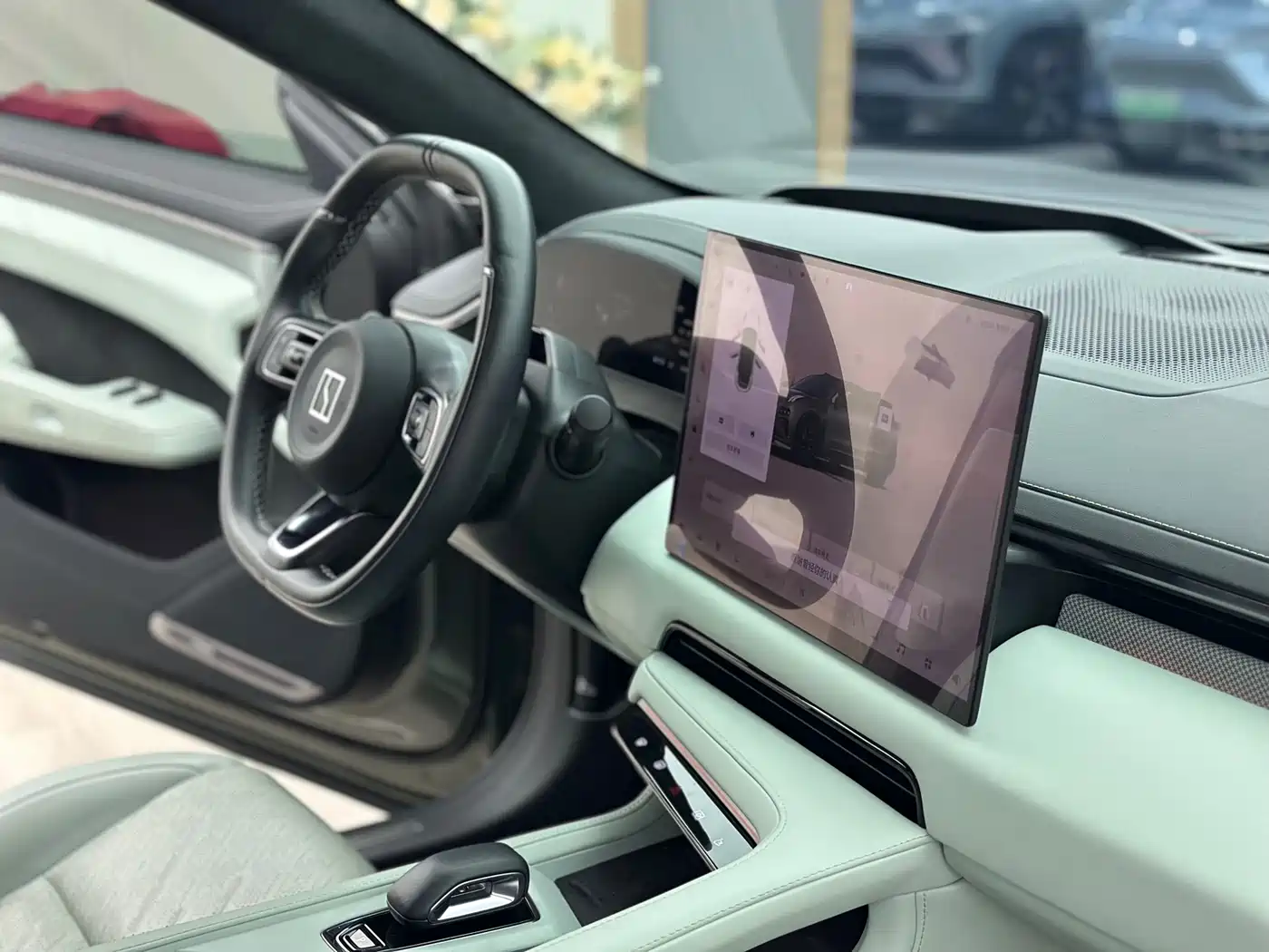 ZEEKR EXTREME KRYPTON 001