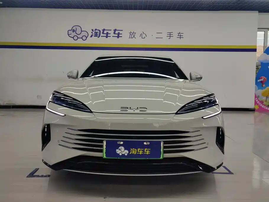 2025 BYD Seal 07 DM-i