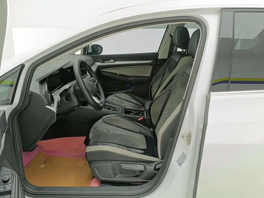 Volkswagen Golf 2024 2023 Facelift 280TSI DSG Pro