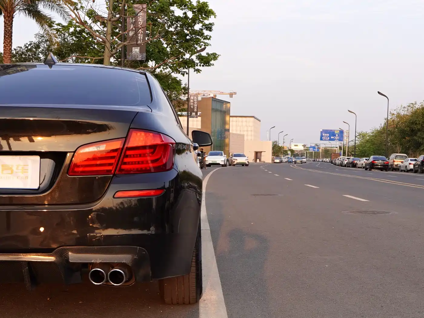 BMW 5 Series 2011 528Li Luxury фото 27