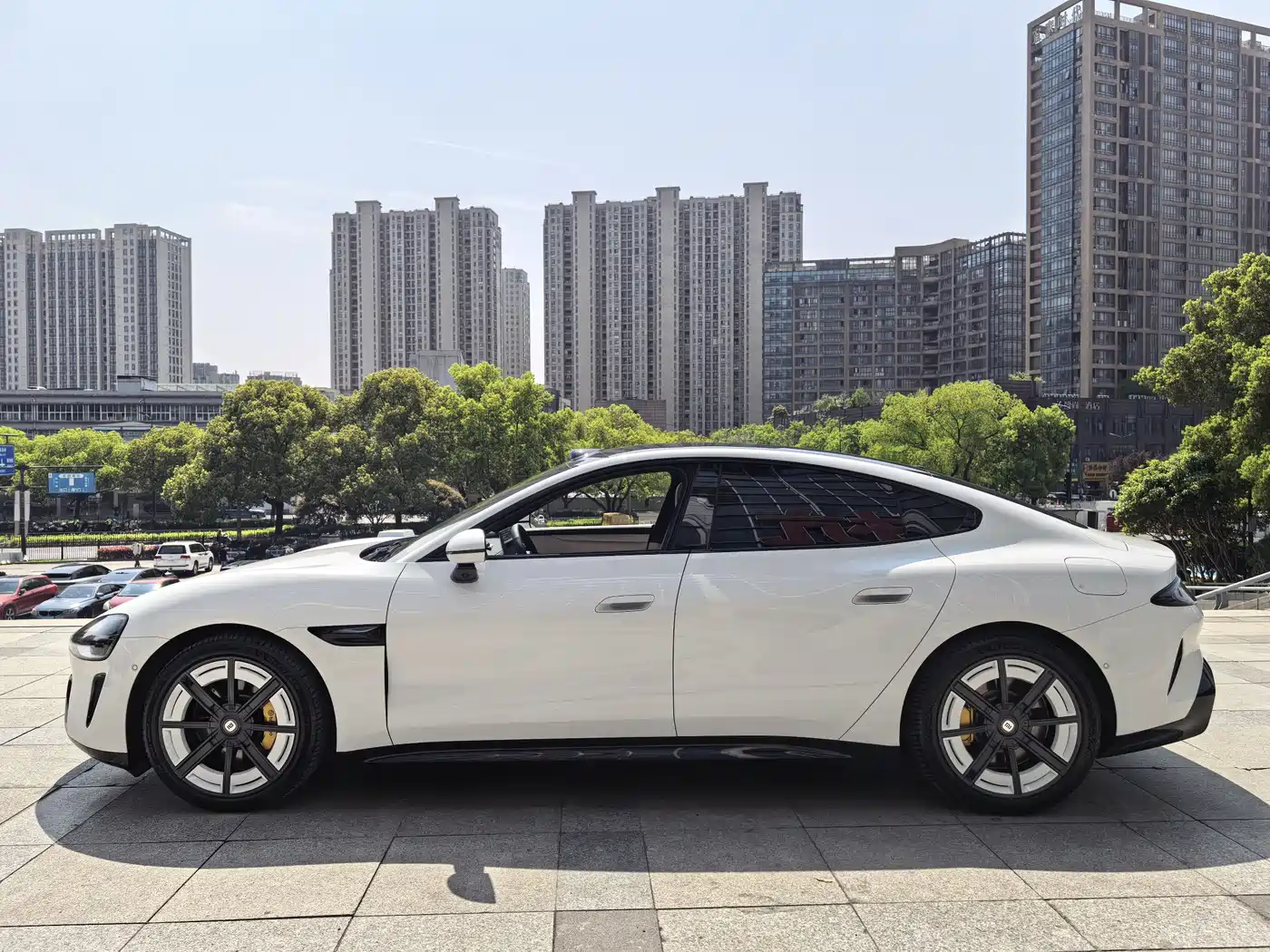 XIAOMI CAR XIAOMI SU7