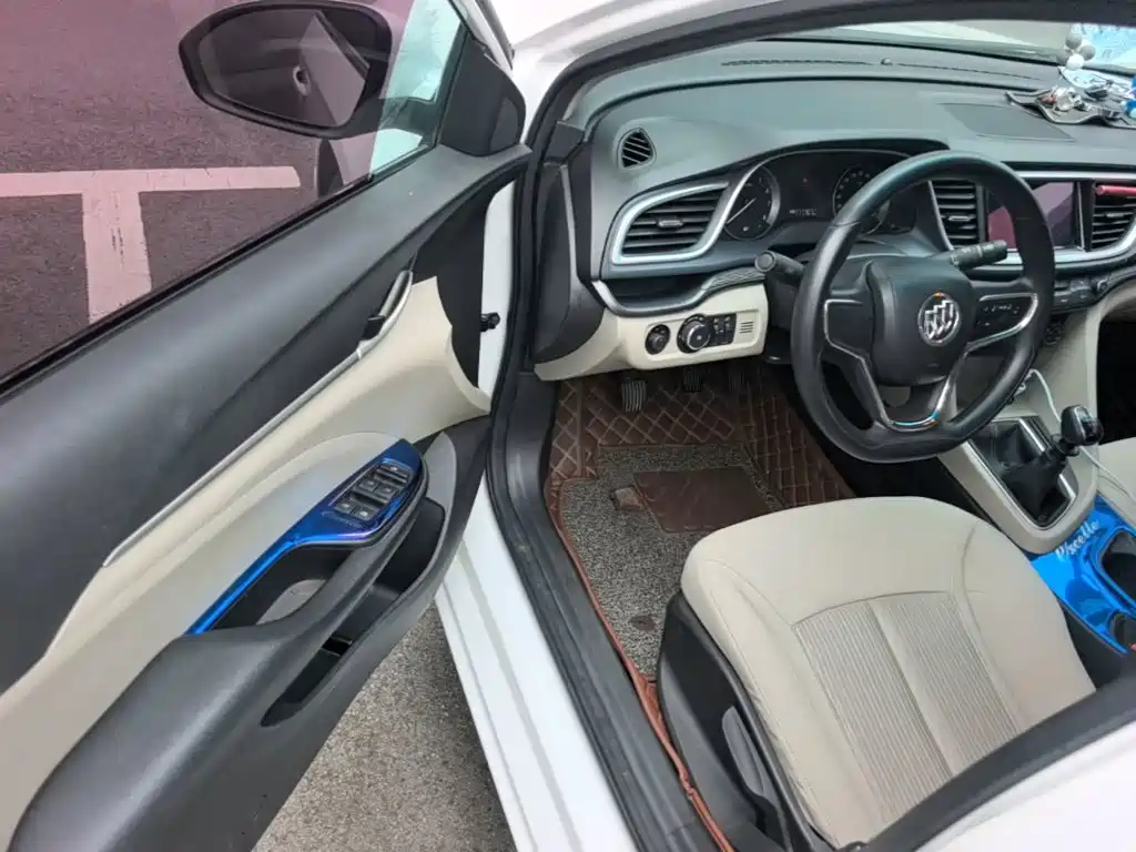 Фото 16 - Buick Excelle