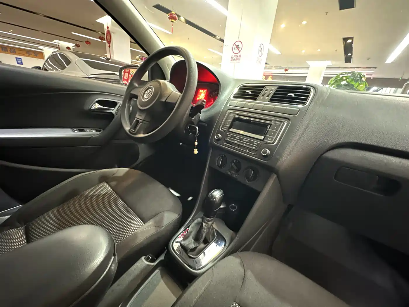 Volkswagen Polo 2013 2013 1.6L Automatic Comfort Edition