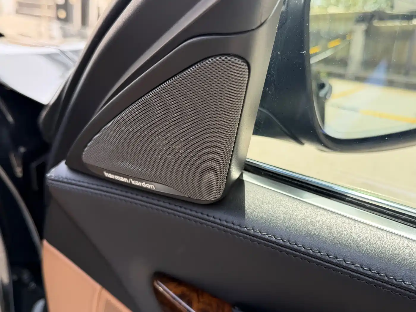 BMW 7 Series 2013 Model 760Li фото 19