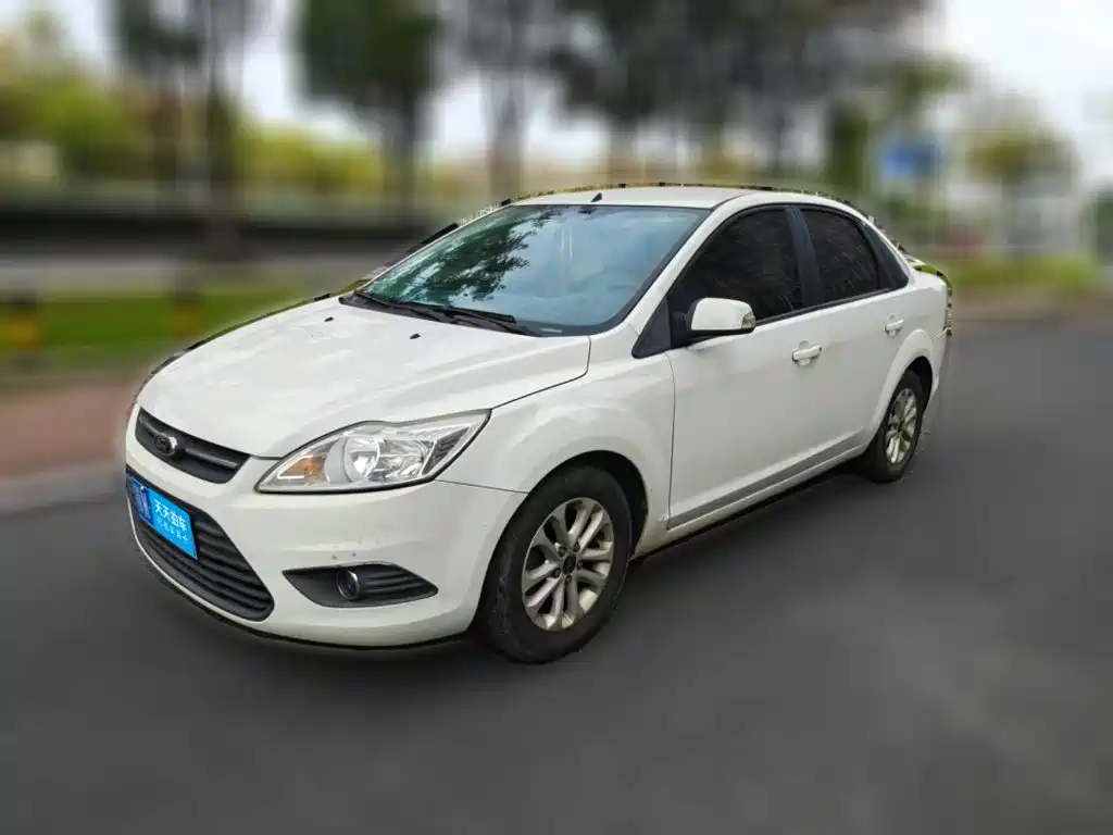 Фото 1 - Ford Focus