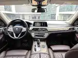 Фото 6 - BMW 7 Series