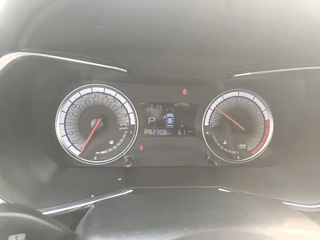Photo 12 - Zotye T500