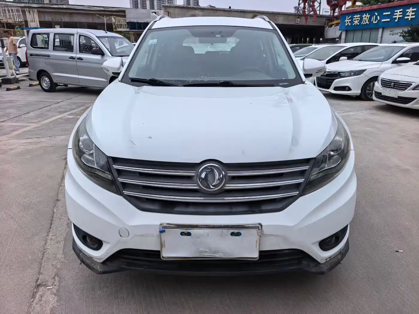 Dongfeng Fengguang Fengguang 580 2016 2016 Model 1.5T Manual Comfort Version