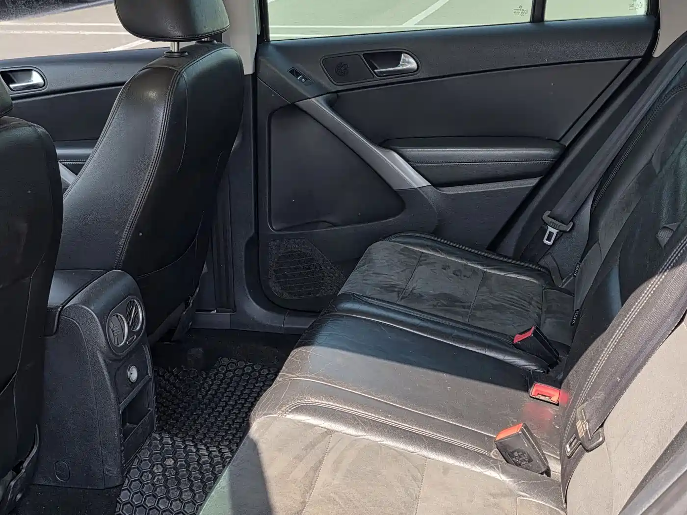 Volkswagen Tiguan 2012 2.0TSI Automatic 4WD Flagship Edition фото 11