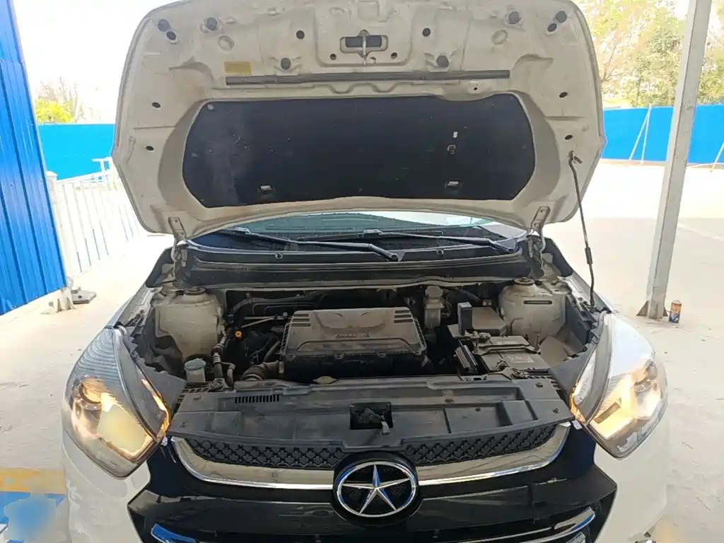 JAC Motors Refine S2 2016 2015 1.5L CVT Luxury Smart