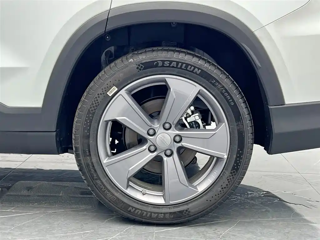 Geely Haoyue L 2026 2026 1.5TD DCT Happiness 7-Seater