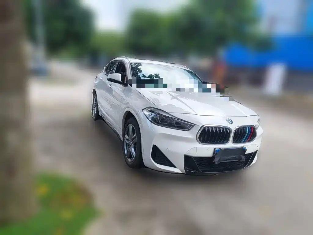 Фото 24 - BMW X2