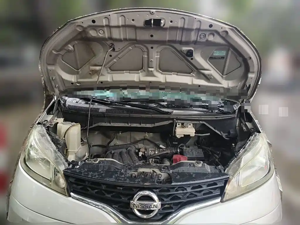 Nissan NV200 2011 2011 1.6L 232-seat Premium Elegance Model