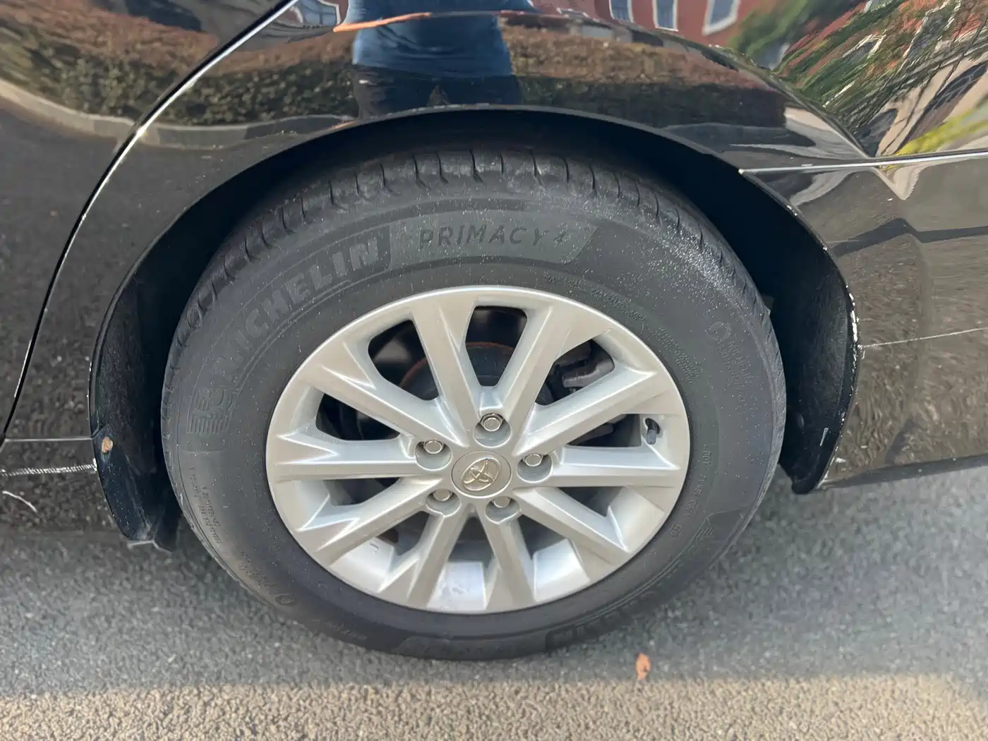 Фото 8 - Toyota Camry