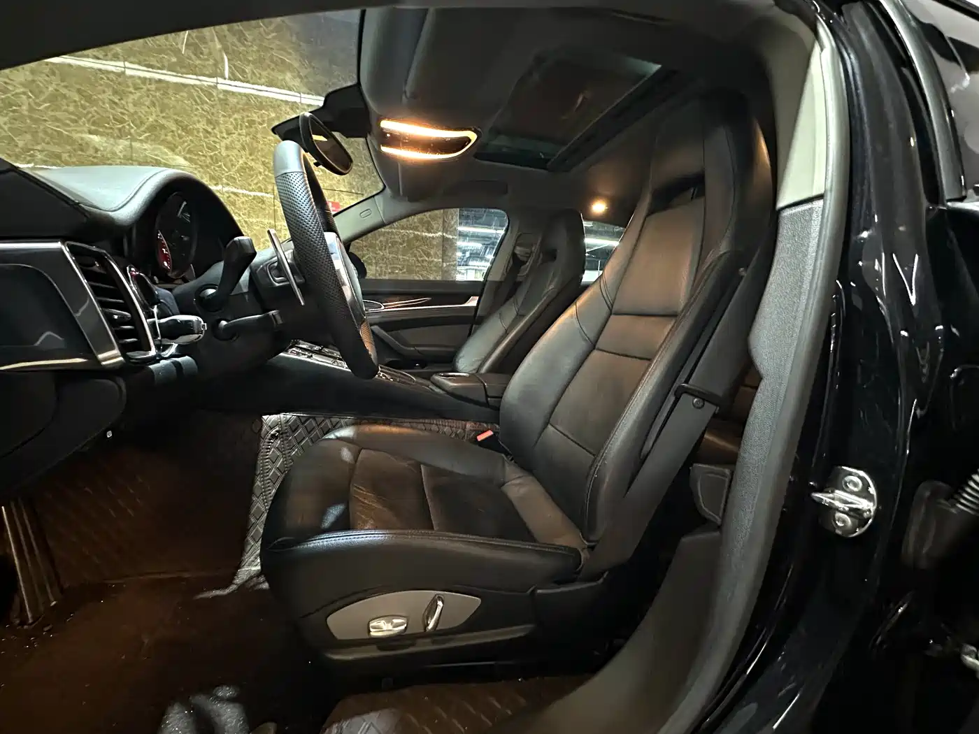 Porsche Panamera 2010 2010 Panamera 3.6L