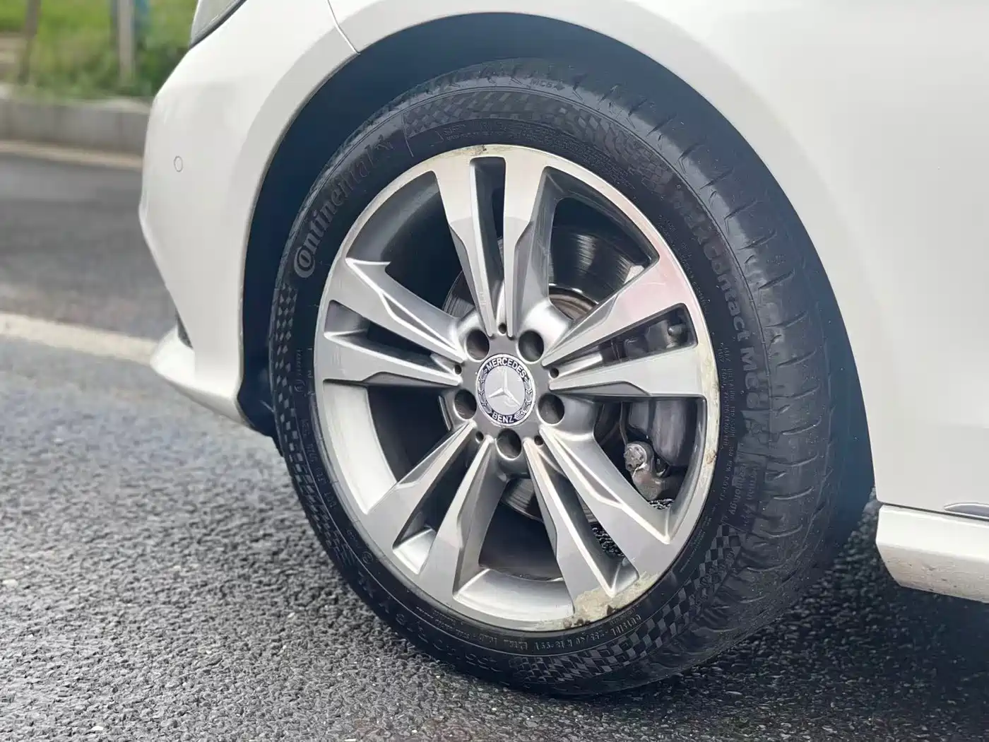 Mercedes-Benz E-Class 2015 E 180 L фото 5