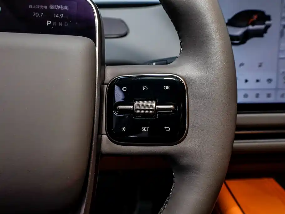 Photo 16 - Li Auto i6